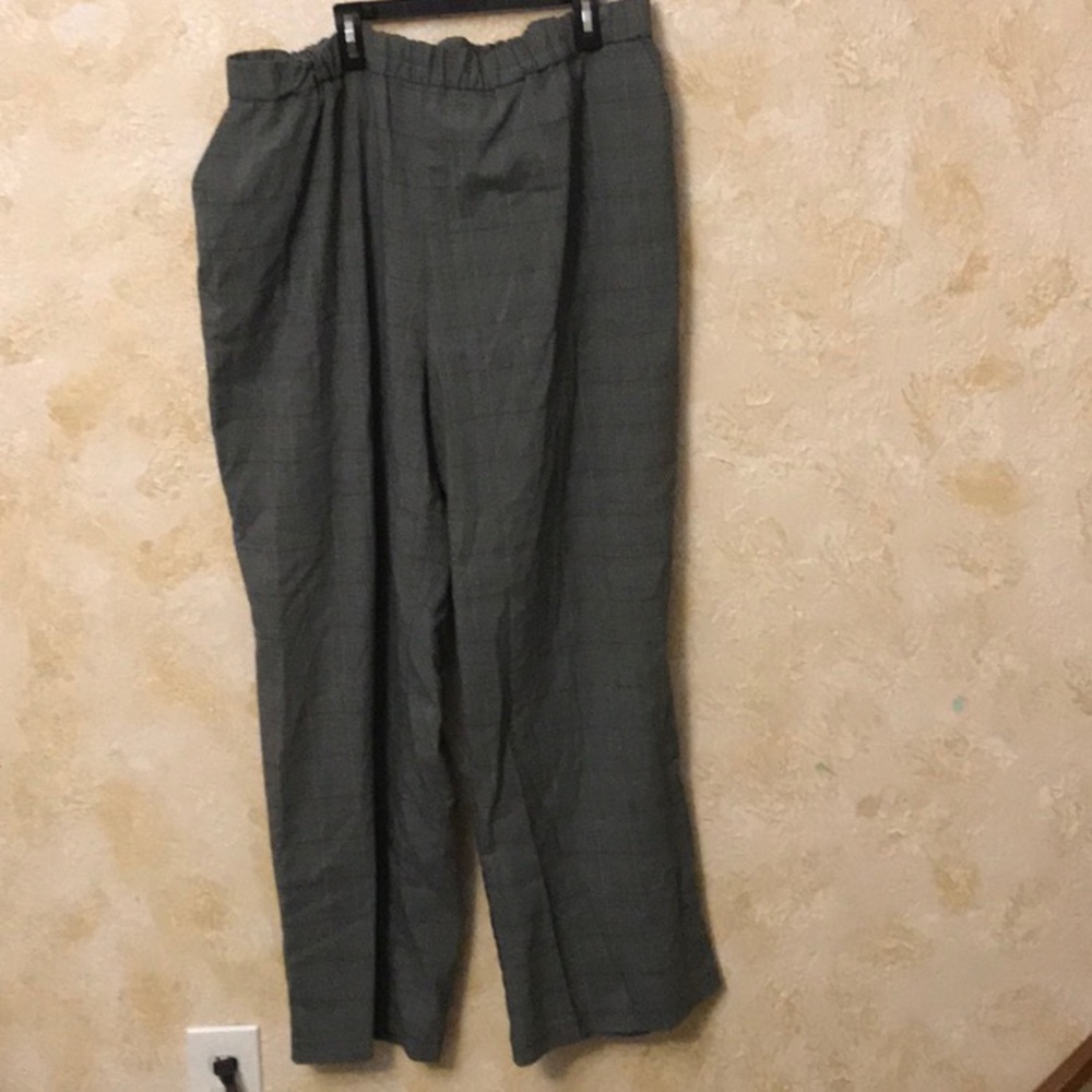 Nice plus size plaid dress pants